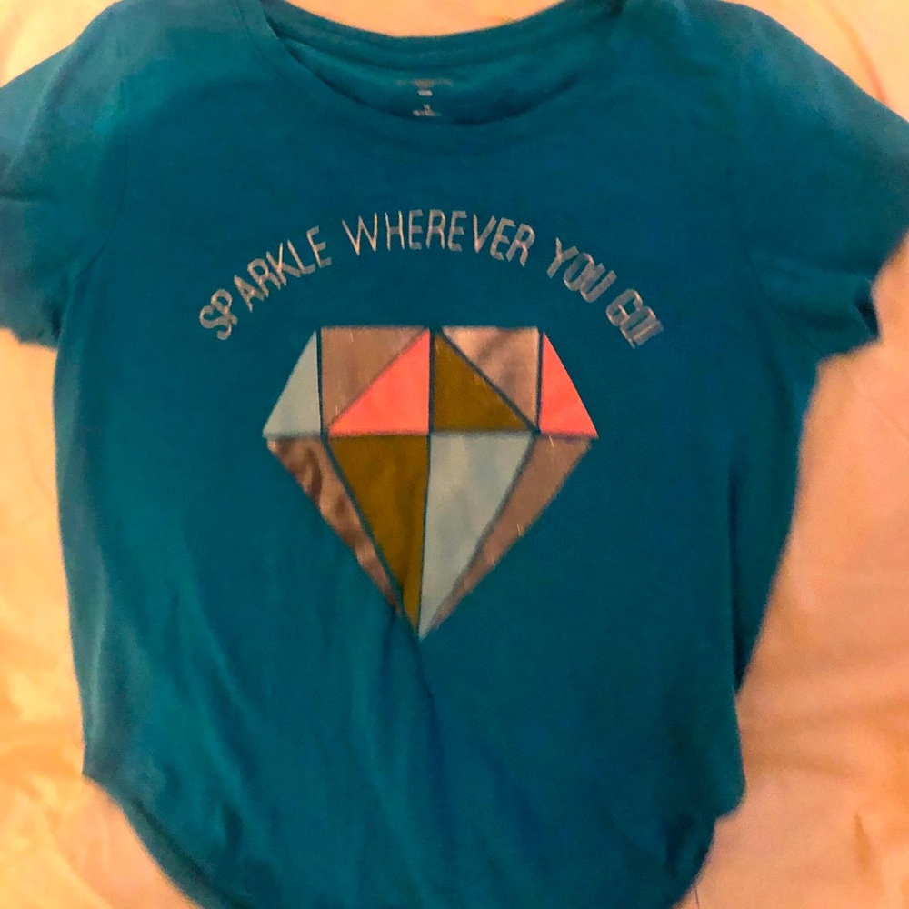 SO girl’s short sleeve teal t-shirt.